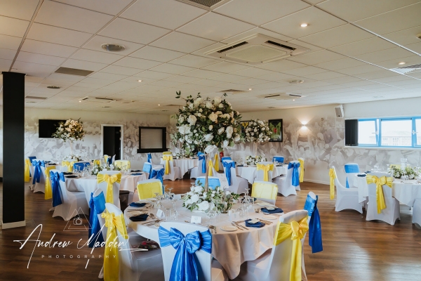 halliwell jones stadium weddings